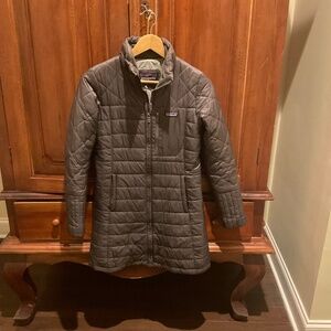 Patagonia Women’s Radalie  Quilted   Parka, Color  Grey, Size XS